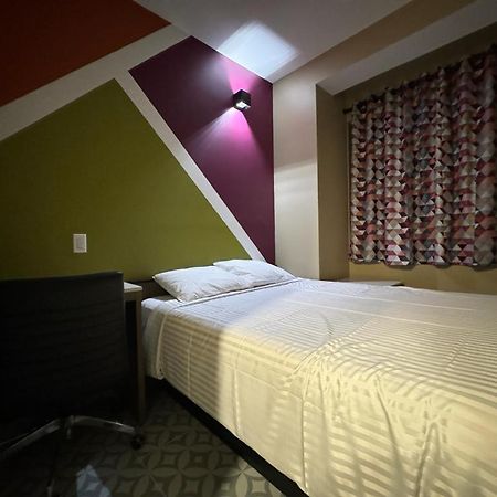 Moon Hotel Brooklyn Nova York Exterior foto